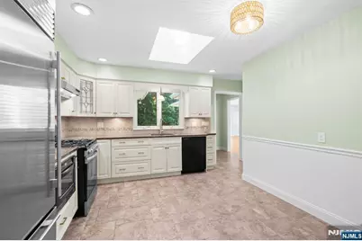 601 Iroquois Street, Oradell, NJ 07649 - Photo 5