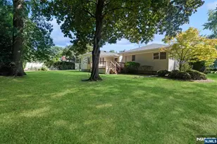 601 Iroquois St, Oradell, NJ 07649 - Photo 27