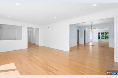 601 Iroquois Street, Oradell, NJ 07649 - Photo 9