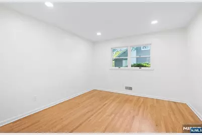 601 Iroquois Street, Oradell, NJ 07649 - Photo 19