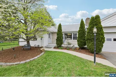 921 Linwood Avenue, Ridgewood, NJ 07450 - Photo 3