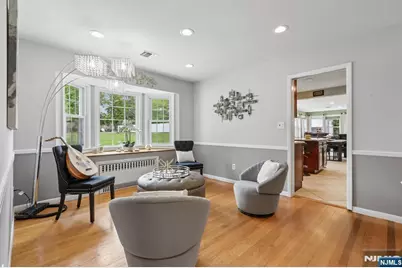 921 Linwood Avenue, Ridgewood, NJ 07450 - Photo 9