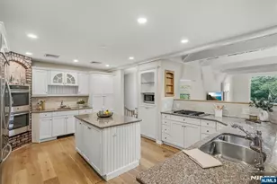 10 Baker Ct, Ramsey, NJ 07446 - Photo 15