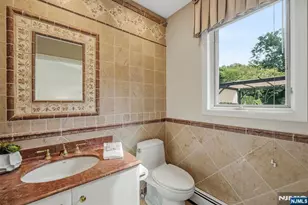 10 Baker Ct, Ramsey, NJ 07446 - Photo 31