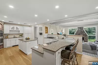 10 Baker Court, Ramsey, NJ 07446 - Photo 15