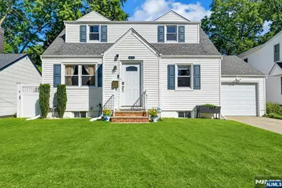 38-59 Taylor Road, Fair Lawn, NJ 07410 - Photo 3