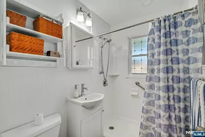 38-59 Taylor Road, Fair Lawn, NJ 07410 - Photo 13