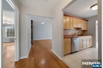 547 Gorge Road 2D #2D, Cliffside Park, NJ 07010 - Photo 11