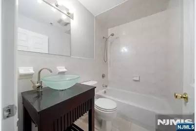 547 Gorge Road 2D #2D, Cliffside Park, NJ 07010 - Photo 23