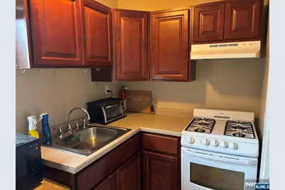 35 Monticello Avenue 3 #3, Newark, NJ 07106 - Photo 3