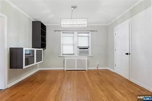 197 Krone Pl, Hackensack, NJ 07601 - Photo 11