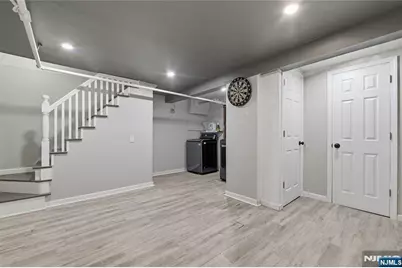 197 Krone Place, Hackensack, NJ 07601 - Photo 25