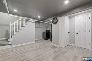 197 Krone Pl, Hackensack, NJ 07601 - Photo 25