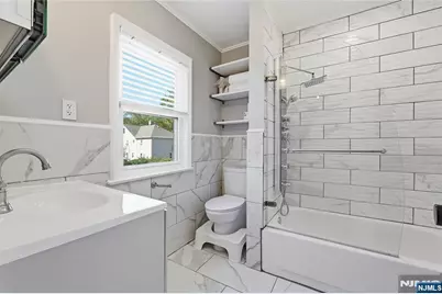 197 Krone Place, Hackensack, NJ 07601 - Photo 23