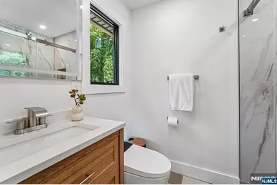 45 Lake Road, Upper Saddle River, NJ 07458 - Photo 15