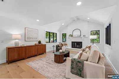 45 Lake Road, Upper Saddle River, NJ 07458 - Photo 5