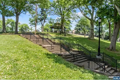 506 Davis Avenue, Harrison, NJ 07029 - Photo 19