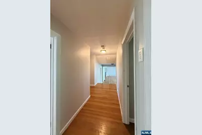 1069 Palisade Avenue, Fort Lee, NJ 07024 - Photo 15