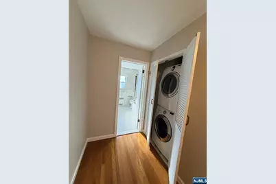 1069 Palisade Avenue, Fort Lee, NJ 07024 - Photo 11
