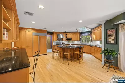 55 Glen Road, Woodcliff Lake, NJ 07677 - Photo 19