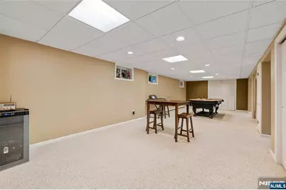 55 Glen Road, Woodcliff Lake, NJ 07677 - Photo 31