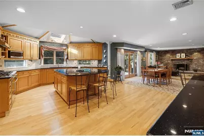 55 Glen Road, Woodcliff Lake, NJ 07677 - Photo 15