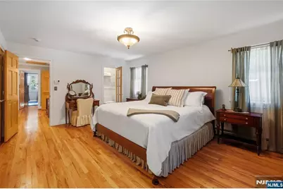 55 Glen Road, Woodcliff Lake, NJ 07677 - Photo 23