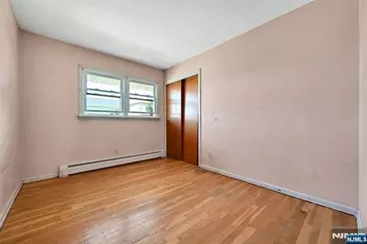 347 Chestnut Avenue, South Hackensack Township, NJ 07606 - Photo 21
