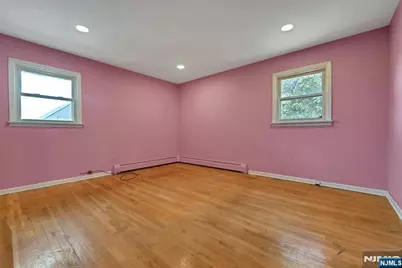 347 Chestnut Avenue, South Hackensack Township, NJ 07606 - Photo 9