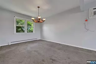 347 Chestnut Ave, South Hackensack Township, NJ 07606 - Photo 5