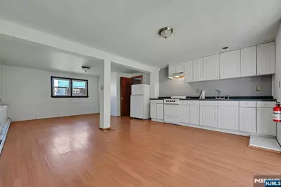 347 Chestnut Avenue, South Hackensack Township, NJ 07606 - Photo 23
