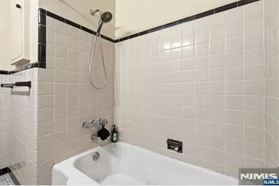 0-22 Saddle River Road, Fair Lawn, NJ 07410 - Photo 21