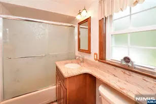 37 Lunn Ave, Bergenfield, NJ 07621 - Photo 21