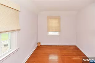 37 Lunn Ave, Bergenfield, NJ 07621 - Photo 17