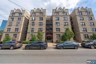 2700 John F Kennedy Boulevard 102 #102, Jersey City, NJ 07306 - Photo 1