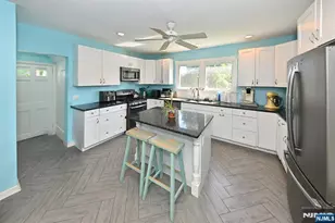 51 High, Montclair, NJ 07042 - Photo 3