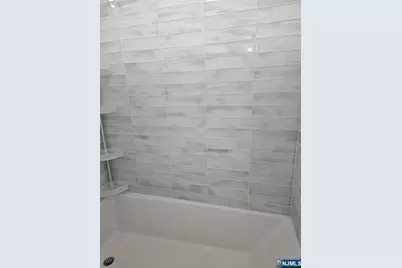 162 Diamond Bridge Avenue 11 #11, Hawthorne, NJ 07506 - Photo 11