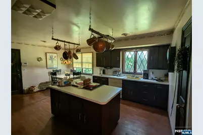 365 Lake Street, Upper Saddle River, NJ 07458 - Photo 5