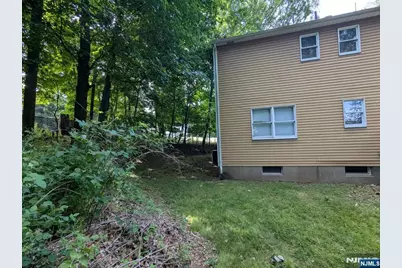 365 Lake Street, Upper Saddle River, NJ 07458 - Photo 9