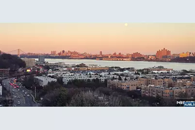 1817 Hudson Park, Edgewater, NJ 07020 - Photo 11