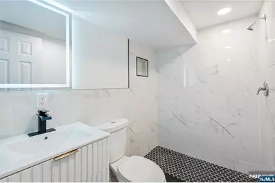 7 Veterans Place, North Arlington, NJ 07031 - Photo 17