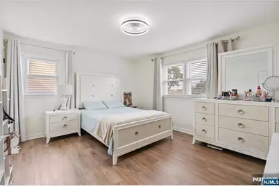 7 Veterans Place, North Arlington, NJ 07031 - Photo 9