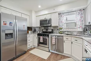 7 Veterans Pl, North Arlington, NJ 07031 - Photo 7