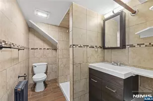 336 Livingston Ave, Lyndhurst Township, NJ 07071 - Photo 33