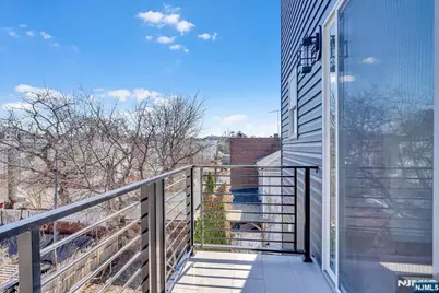 206 Clendenny Avenue 1 #1, Jersey City, NJ 07304 - Photo 21