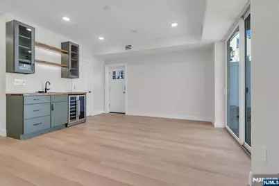 206 Clendenny Avenue 1 #1, Jersey City, NJ 07304 - Photo 29