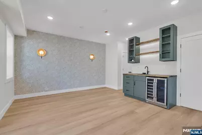 206 Clendenny Avenue 1 #1, Jersey City, NJ 07304 - Photo 31