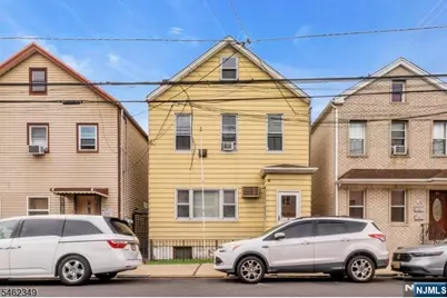 29 Kossuth Street, Newark, NJ 07105 - Photo 1