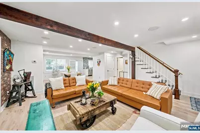 204 39th Street, Union City, NJ 07087 - Photo 5