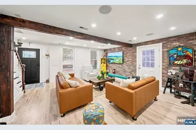 204 39th Street, Union City, NJ 07087 - Photo 3